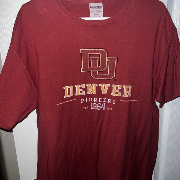 Champion Men's Red Denver Pioneers T-Shirt - Picture 1 of 2